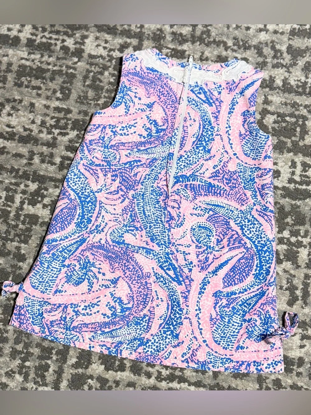 Lilly Pulitzer - Girls Pastel Alligator Print Classic Shift Dress, Size - 3T